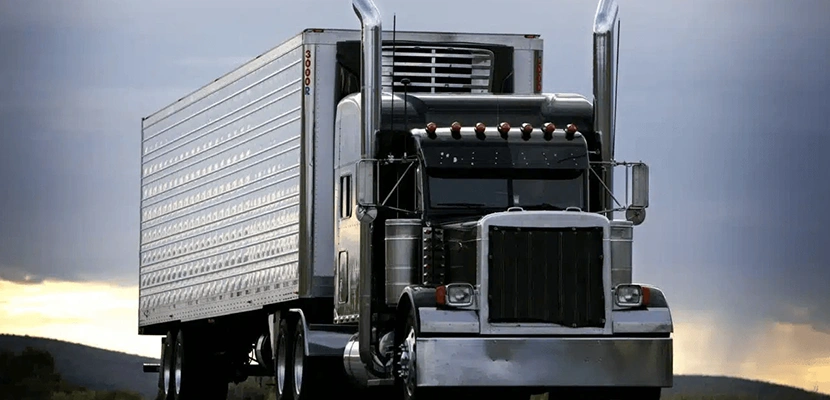 Safe Driving Tips with Semi-Trucks On Kentucky Roads