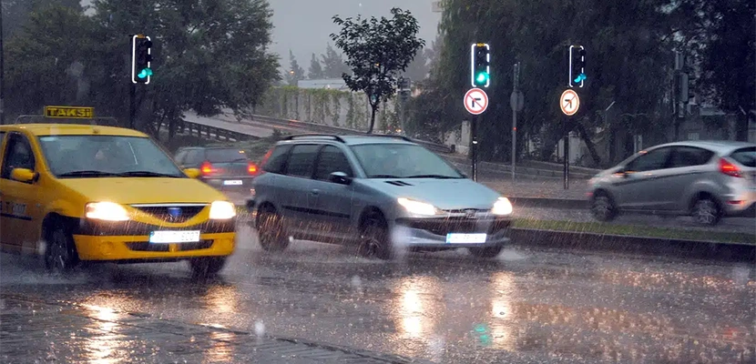 Tips To Avoid Hydroplaning
